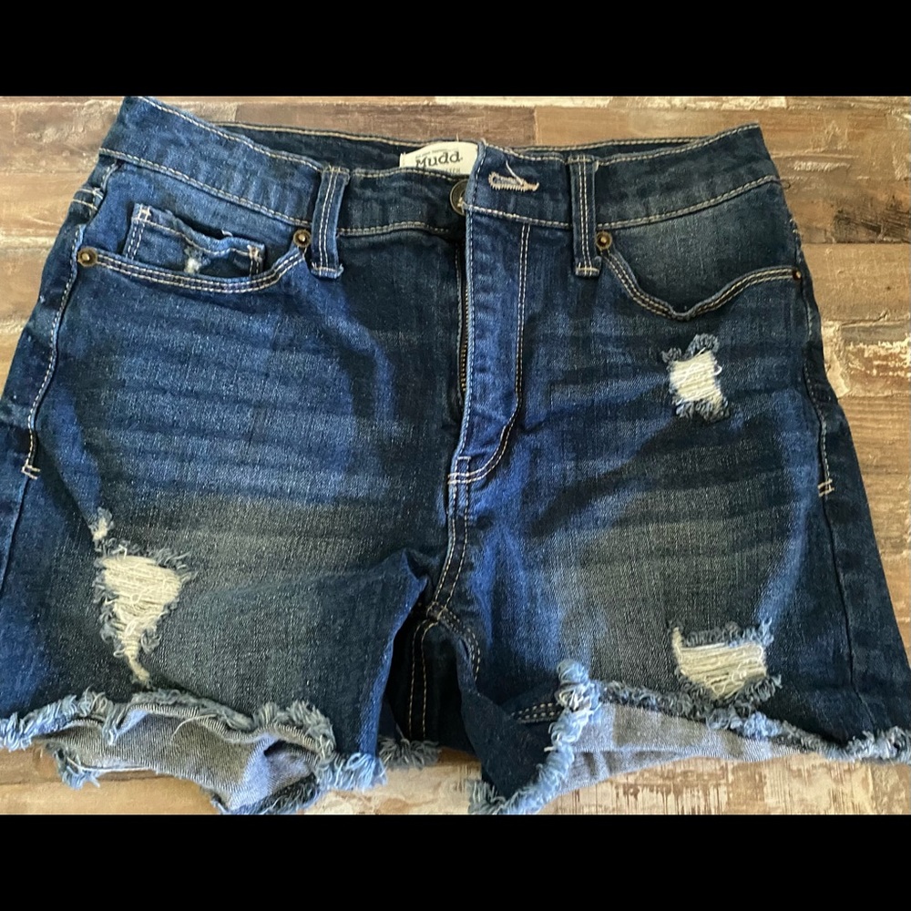 Mud Shorts, Size 7, Great Condition